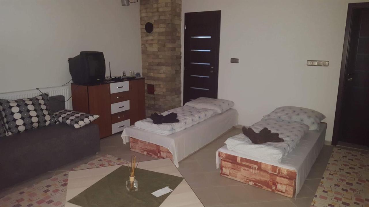 Bed and Breakfast Korona Panzio Blh nad Iplom Esterno foto